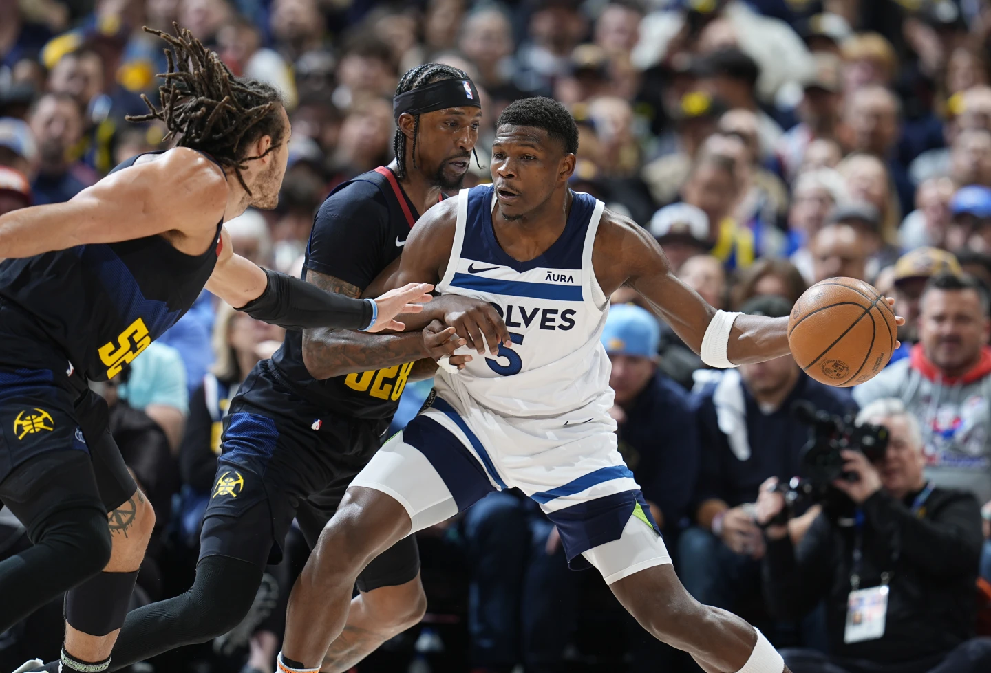 Timberwolves Dominate Nuggets in Game 2, Lead Series 2-0